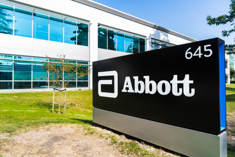 Abbott Spinal Cord Stimulator Battery Problems Led to Repeat Surgeries, Lawsuit Claims