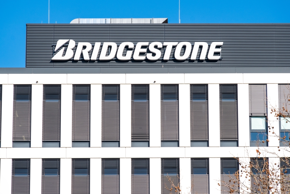 Bridgestone Tire Lawsuit Alleges Tread Separation Caused Fatal Crash