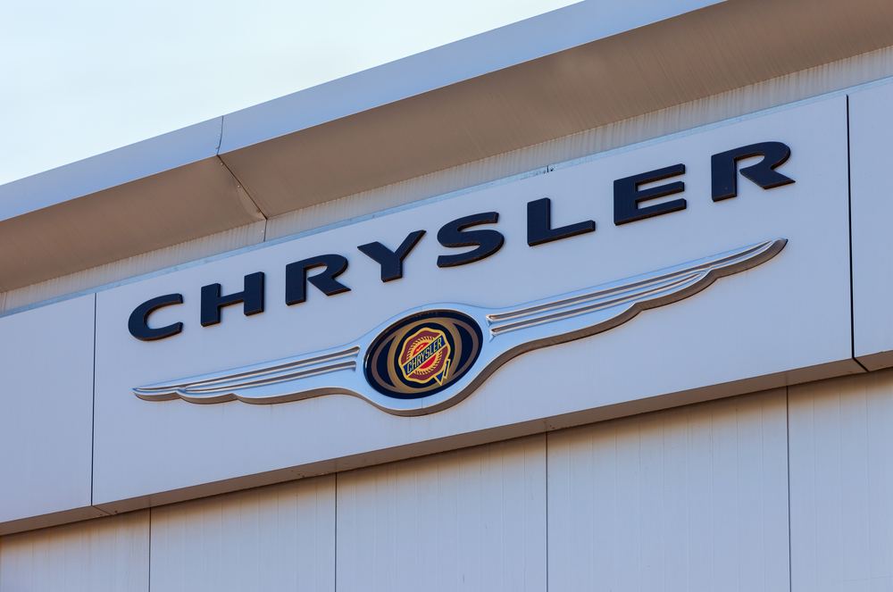 Chrysler Airbag Recall Affects More Than 250,000 Pacifica, Voyager Vehicles NHTSA