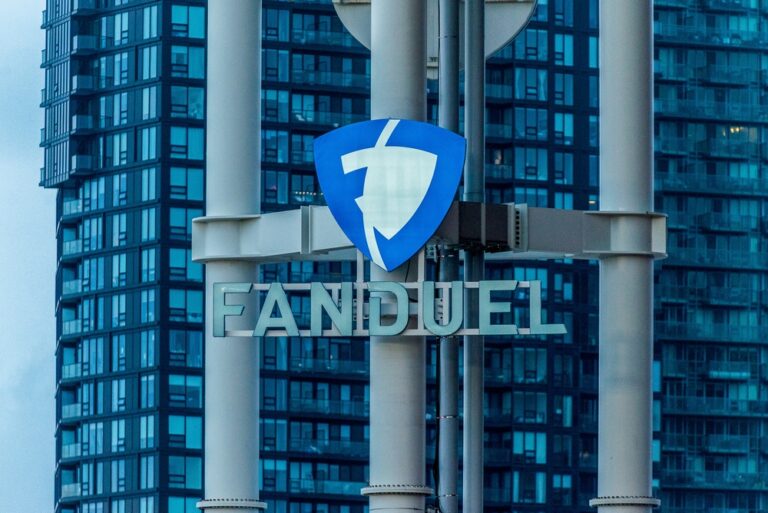Class Action Lawsuit Claims FanDuel, DraftKings Sportsbooks Cause Serious Economic Harm for Users