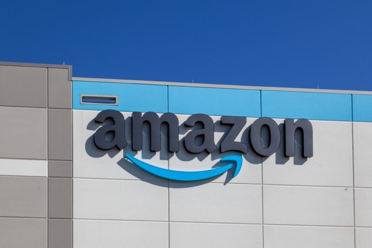 Dozens File Joint Nitrous Oxide Addiction Lawsuit Against Amazon, Third-Party Retailers