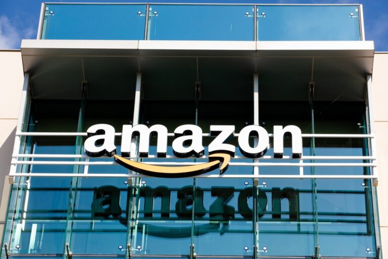 Electric Scooter Injury Lawsuit Claims 1PLUS S10 From Amazon Came Apart, Causing Leg Fractures