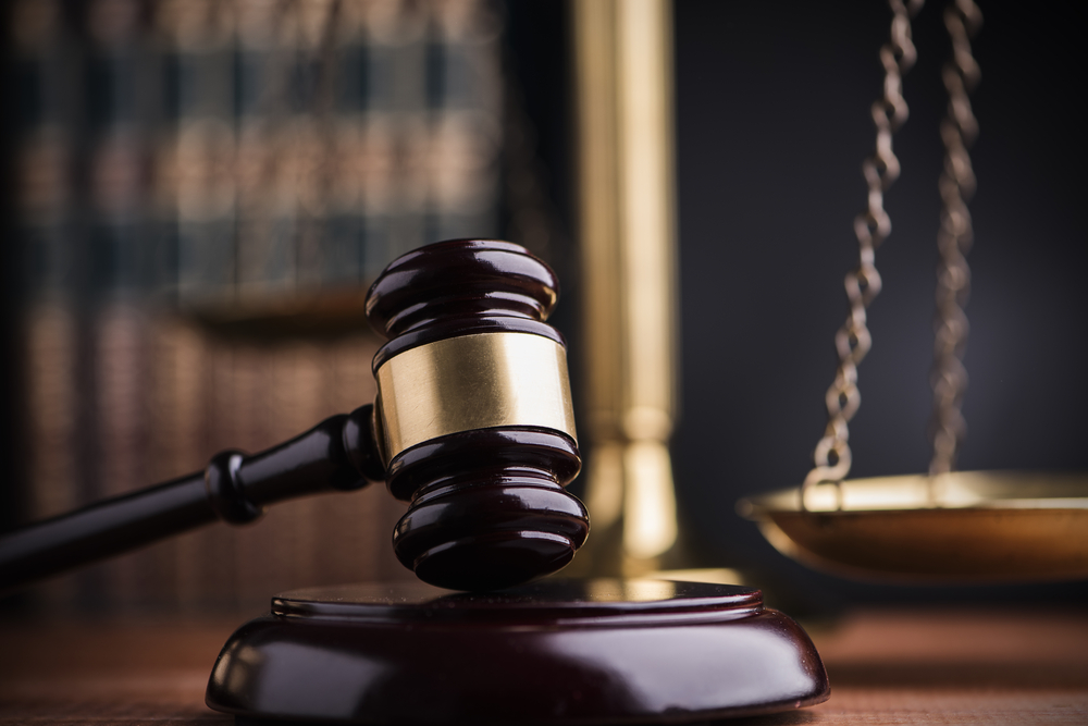 Hip Replacement Lawsuit Claims System Failure Caused Woman To Suffer 'Dusky Metal Disease'