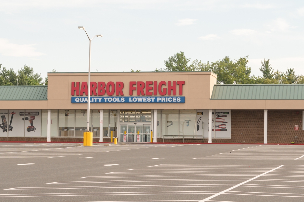 Lawsuit Claims Harbor Freight Jack Stand Collapse Caused Permanent Disability