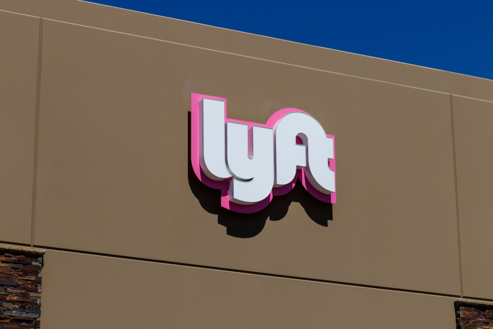 Lawsuit Claims Lyft Driver Sexually Assaulted Woman With Her Children in the Back Seat
