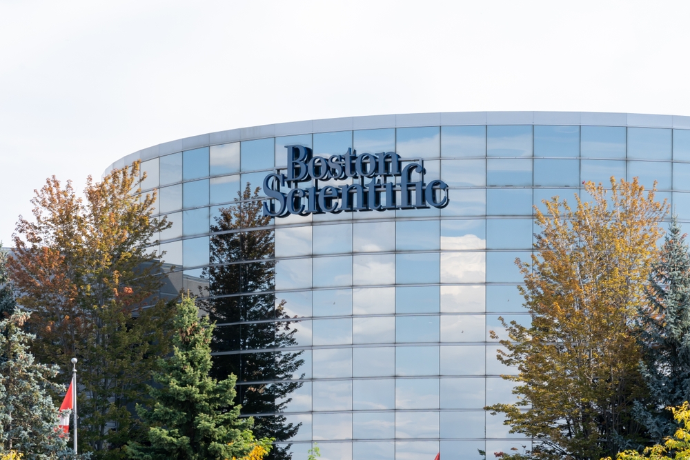 Lawsuit Claims Spinal Cord Stimulator Battery Problems Resulted in Removal of Boston Scientific Device