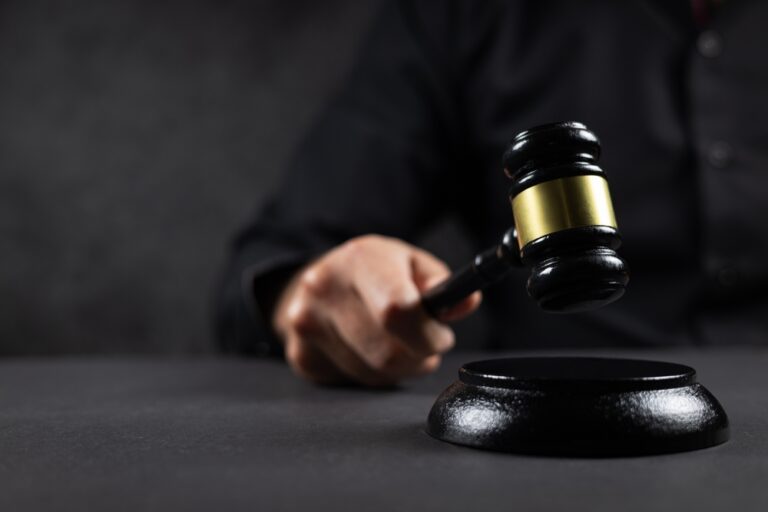 Oxbryta Wrongful Death Lawsuit Set for Trial in Sept. 2027