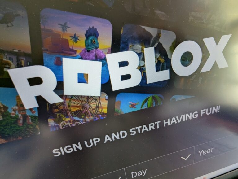 Roblox Faces Lawsuit Indicating Sexual Predators Are Allowed to Exploit Children on Platform