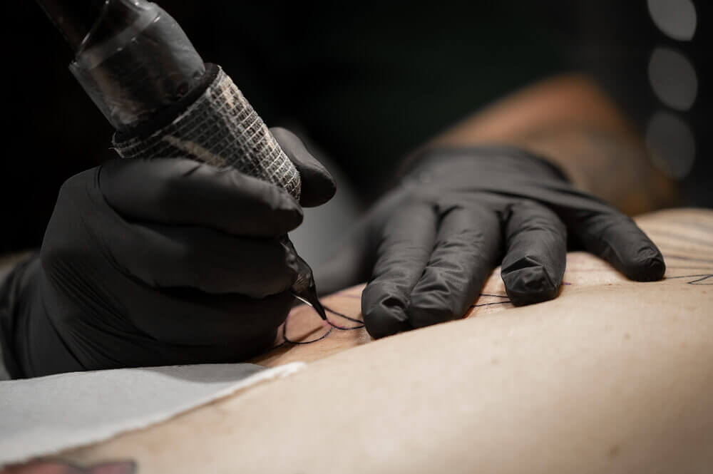 Tattoo Ink Bacterial Infection Risks Addressed by FDA