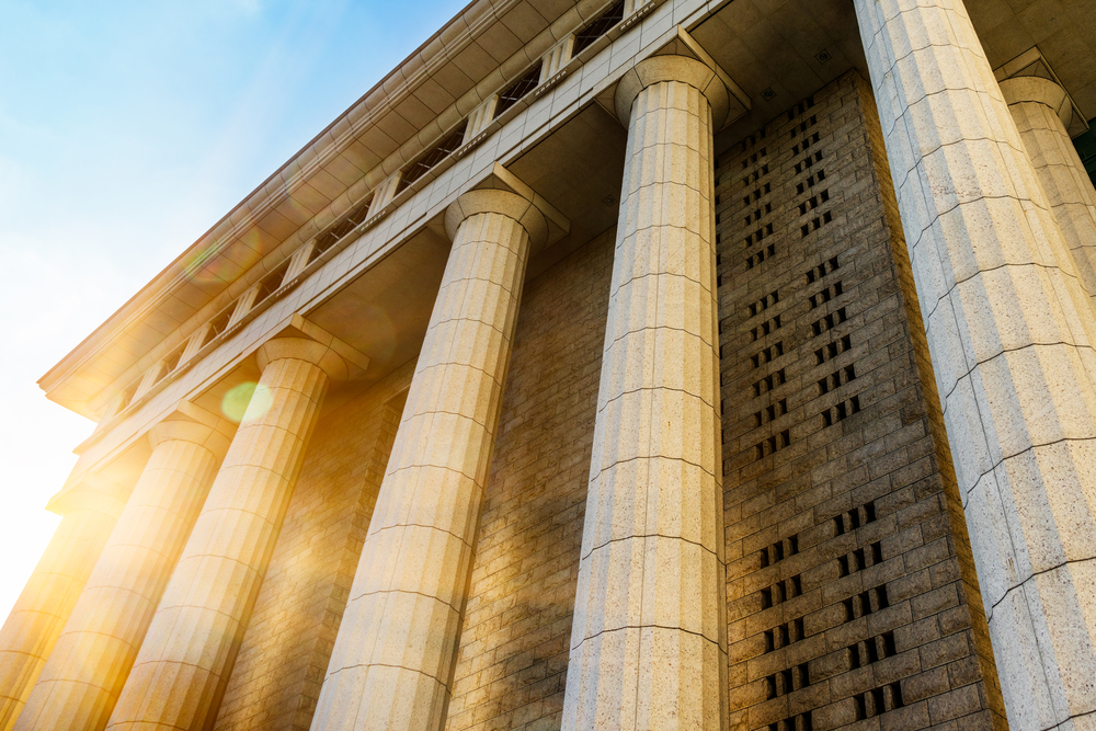Tepezza Lawsuit Claims Thyroid Eye Disease Drug Caused Hearing Loss, Tinnitus