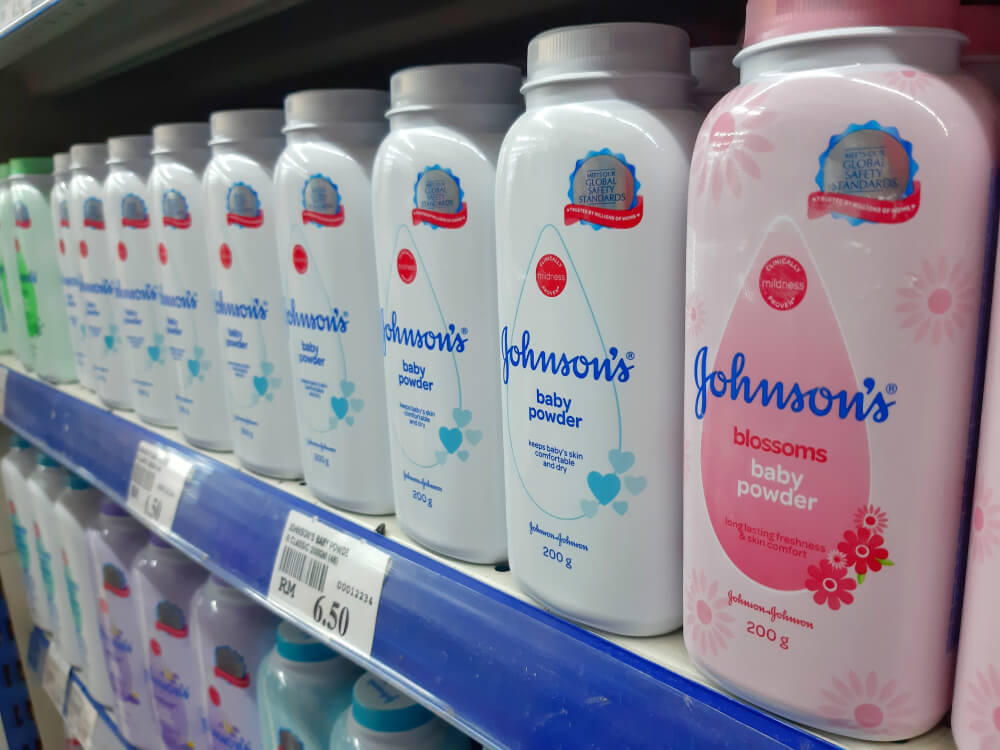 Johnson & Johnson to settle talc baby powder probe