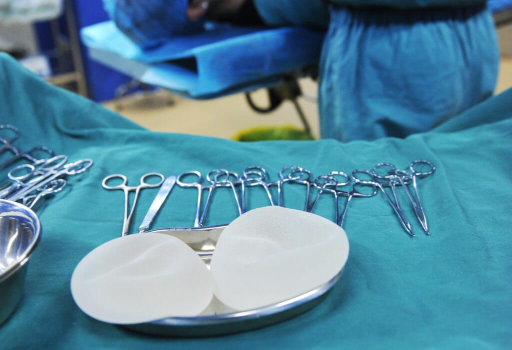 Breast Mesh Lawsuit Lawyers