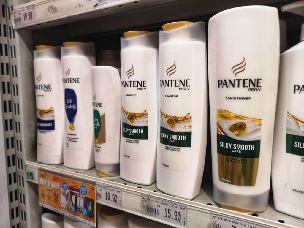 Class Action Lawsuit Filed Over Pantene, Herbal Essences, Other Dry