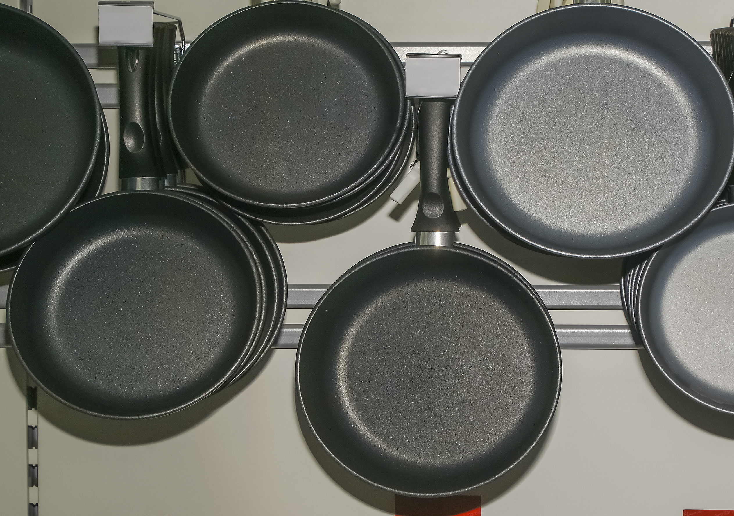 How Dangerous are Teflon Pans? (Cookware Therapy Ep. 3) 